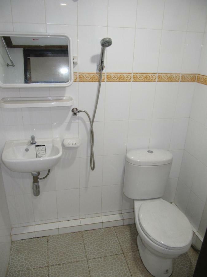 Lux Pillow Hostel Hpa-an Exterior photo