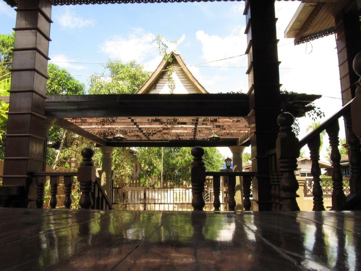 Lux Pillow Hostel Hpa-an Exterior photo