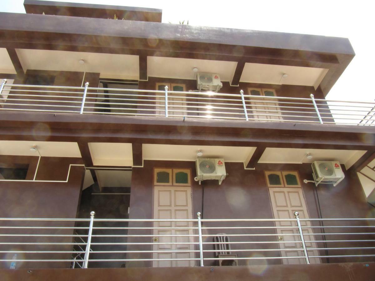 Lux Pillow Hostel Hpa-an Exterior photo