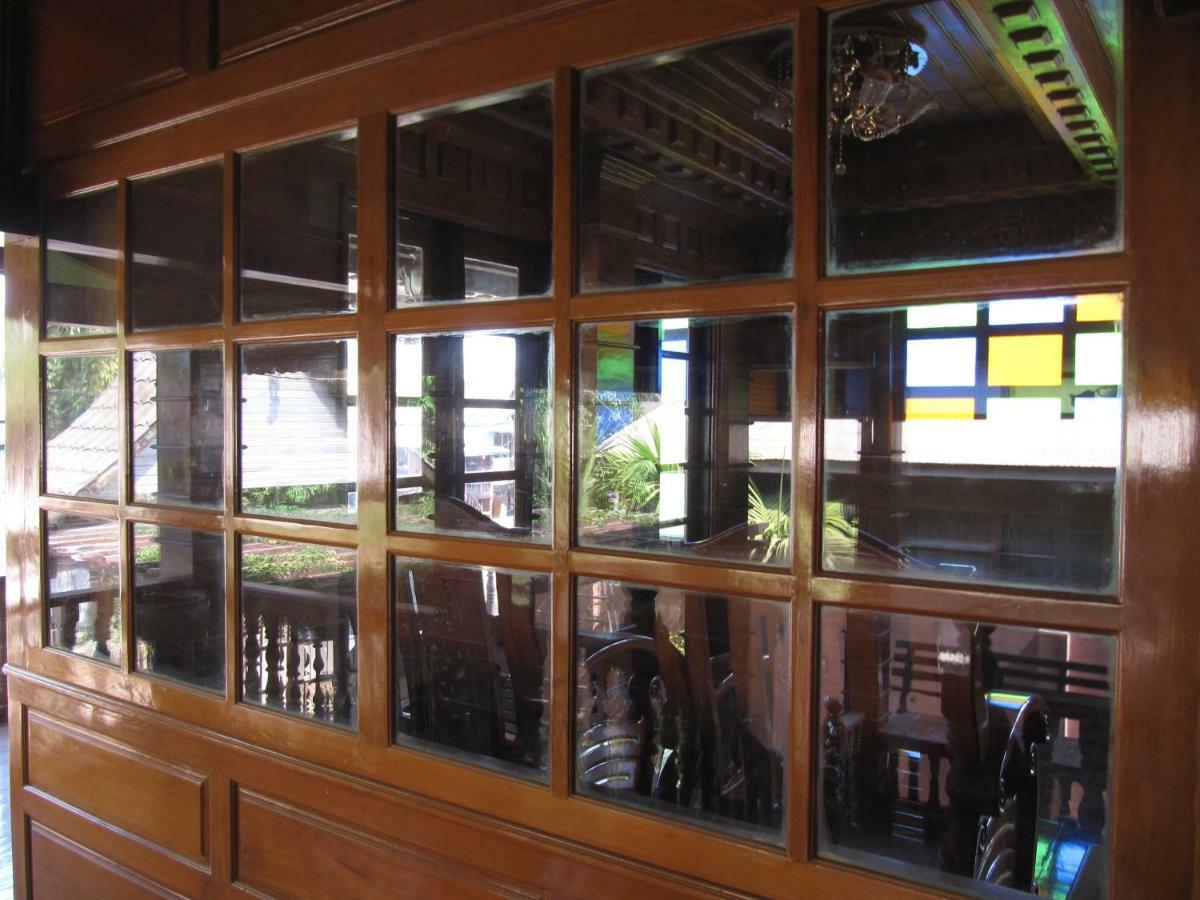 Lux Pillow Hostel Hpa-an Exterior photo